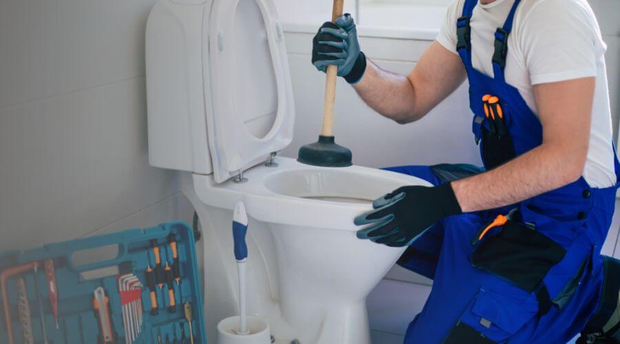 Professional septic pumping service in Heltonville, IN